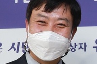 평택시청 문턱을 높인다고 하는데 시민들께서는 동의하십니까? 저는 반대입니다....